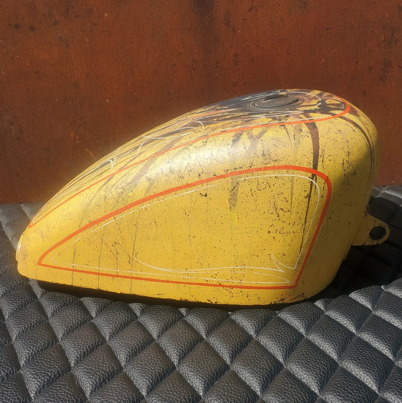 86-03 sportster gas tank