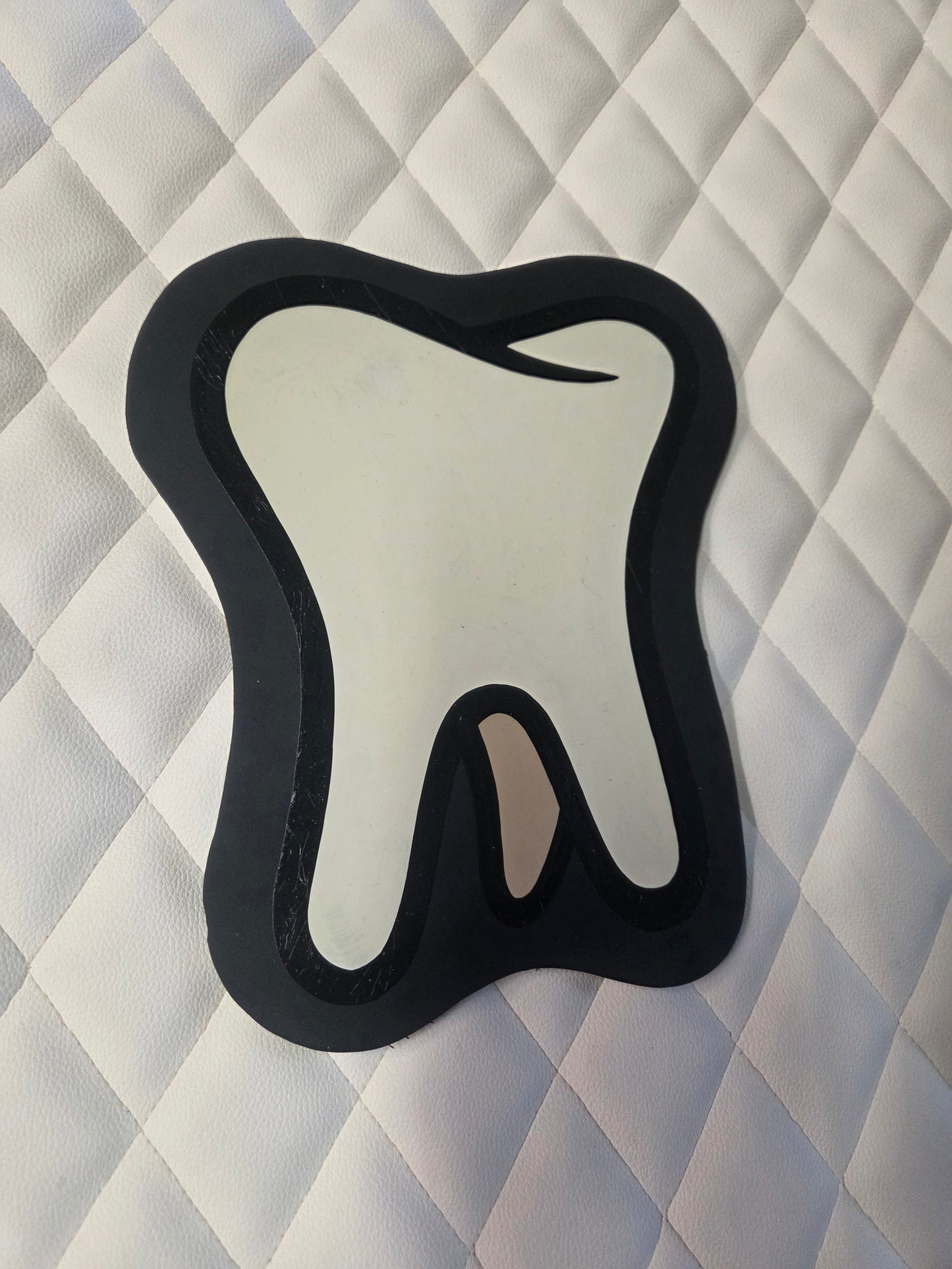 Tooth cutout 6.5x8.5